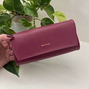 Matt & Nat Vera Cerise Wallet